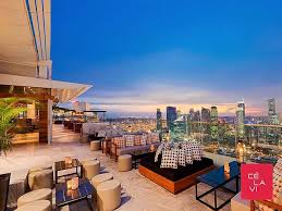 The rooftop bar at the wangz hotel in the urban area of singapore gives an opportunity to enjoy the greenery. 10 Best Rooftop Bars In Singapore