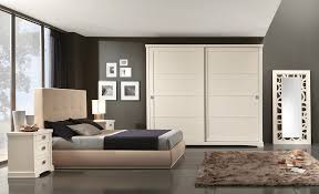 Proposte perfette per arredare la camera dei bambini e dei ragazzi quando le misure della camera sono ridotte, le proposte di camerette a ponte di mondo vediamo, per esempio, la cameretta della serie alfa, con armadio a ponte, a sei ante, al prezzo scontato del 10. Armadi Piccoli E Di Dimensioni Contenute Cose Di Casa