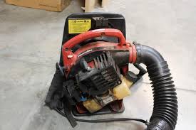 Since you can switch ends in a snap, and convert the system to a powerful handheld vacuum in a few simple steps, the homelite 26b blower is. Homelite Backpack Leaf Blower Property Room