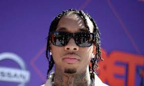 Most of his net worth figures have been summed up through the cash he got from interscope records deal and also endorsements, music sales, tours and sponsorship deals. Chief Keef Net Worth Story And The State Of Current Affairs All Celebrity Net Worth