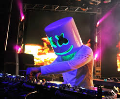 May 19, 1992), better known by his stage name marshmello (also known as dotcom), is an american edm producer and dj. Top 15 Famous Djs That Wear Masks