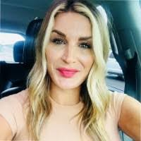 Sarah Tadlock's Instagram, Twitter & Facebook