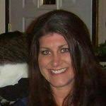 Leann Hooker's Instagram, Twitter & Facebook