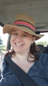 Hi everyone! I'm Linda from the Netherlands! I have a light form of autism  ( as if there is such a thing ) I have a lovely husband and two children A