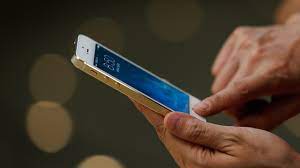 Is buying iphone from the us a wise decision? Apple Has Resumed Selling Iphone Se On Its Us Website From 249 For 32 Gb Variant Technology News Firstpost