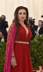 13 причин почему фильм смотреть онлайн в хорошем качестве 2018 Met Gala Modnye Stili Krasivye Znamenitosti Moda