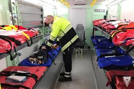 After booking, all of the property's details, including telephone and address, are. Prazsti Zachranari Transportovali Specialem Fenix Deset Pacientu Z Benesovske Nemocnice Do Fn Motol Zdravotnicka Zachranna Sluzba Hl M Prahy