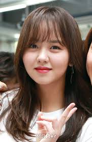 Kim so hyun is a south korean actress under korean drama production and artist management company culture depot. ê¹€ì†Œí˜„ ë¡œë§¨ìŠ¤ ë¯¸ì†Œ