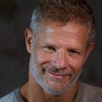 Robert Borre's Instagram, Twitter & Facebook