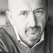 What causes a 1985 Honda VT 500 C to die at full throttle?