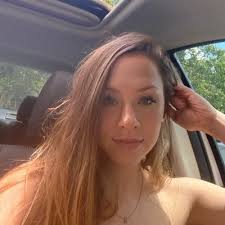 Veronica Kasper (@vkasperr)