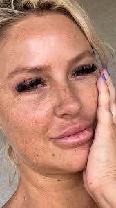 Jenna Locklear's Instagram, Twitter & Facebook