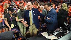 Dick Vitale emotional in return to ESPN: 'This is like my Super Bowl'