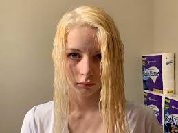 I have now dyed my hair around 4 times, it's been a long wait to get this hai. How To Bleach Hair At Home Without Damage Lewigs