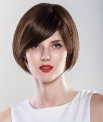 These hairstyles are characterized by your natural braid or weave being cut between the jaw level and around your head. Bob Hairstyles And Haircuts In 2020 Expert Bulletin