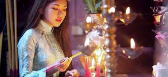 Văn khấn thần linh ngày mùng 1 tết là điều mỗi gia chủ vẫn hay làm. VÄƒn Kháº¥n Ngay Mung 1 Táº¿t NÄƒm Ä'inh Dáº­u 2017 Chuáº©n Nháº¥t