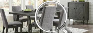 But using curtains in white, neutral tones or soft earths is a trick that works to make the room bigger, visually enlarges it because it does not saturate and lets everything fill with light. 9 Solutions To Make Your Dining Room Look Bigger