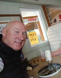 I want to issue a warning to my Granbury friends. Under no circumstances  should you do business with Kelly's Garage