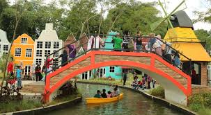 Tentunya bagi warga jakarta dan warga sekitar ir. Lokasi Dan Jam Buka Devoyage Bogor Serunya Berwisata Serasa Di Eropa Daka Tour