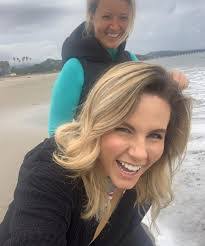 Jodie Phelps's Instagram, Twitter & Facebook