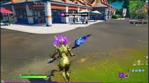 The challenge table was finally removed and instead of challenges, epic changed the name to quests. Fahre Von Durr Burger Nach Pizza Pit Ohne Das Fahrzeug Zu Verlassen Fortnite Auftrag Sehr Einfach Youtube