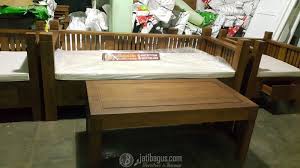 Meja tamu meja tamu dari kayu jati dan kayu mahoni solid , dengan konstruksi yang sangat kokoh. Jual Set Kursi Tamu Minimalis Kayu Jati Besar Kokoh