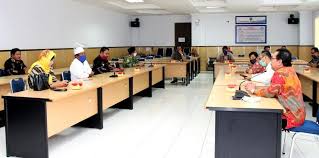 May 26, 2021 · pemkot kediri gelar undian makan berhadiah di 238 restoran & cafe, ini syarat serta cara mengikuti stimulus pertumbuhan perekonomian daerah. Antisipasi Covid 19 Unib Rakor Dengan Pemerintah Kecamatan Dan Kelurahan Universitas Bengkulu