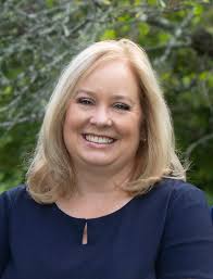 Stephanie Granger's Instagram, Twitter & Facebook