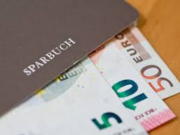 Doch nicht alle banken weisen ihre zinsen frei zugänglich online aus. Negativzinsen Wann Sie Erlaubt Sind Und Wie Man Sich Dagegen Wehren Kann Wirtschaft