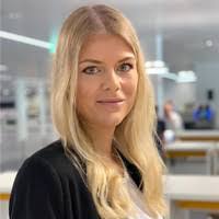 Lena Meyers's Instagram, Twitter & Facebook