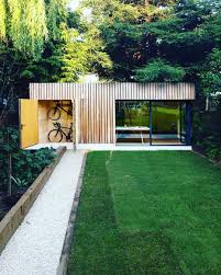 3 831 Likes 28 Comments A Designers Mind Adesignersmind On Instagram When You Need To Self Isolate But Jus In 2020 Garden Cabins Garden Buildings Modern Garden
