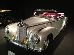 1953 Mercedes Benz 300 S Roadster At The Rm Auctions Paris February 5 2014 Mercedesbenzclassiccars Classic Cars Mercedes Benz 300 Benz
