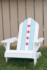 Painting A Plain Adirondack Chair With The Chicago Flag The Diy Playbook Adirondack Chair Diy Garden Furniture Chicago Flag