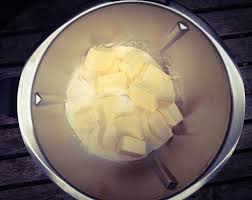 Et Oui Qui L Eu Cru Pas Les Patissiers Ca C Est Sur Le Thermomix Peut Faire Une Pate Feuillet Recettes De Cuisine Faire Une Pate Feuillete Pate Feuilletee