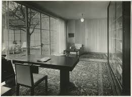 Konsept mies van der rohe haus: Moblierung Mies Van Der Rohe Haus