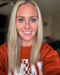 I will never chop my hair off again 😌