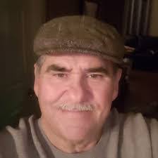 Tom Charette's Instagram, Twitter & Facebook