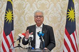 Beliau telah berkhidmat dalam kerajaan malaysia sebagai menteri pertahanan malaysia sejak 2013 hingga 2018. Two Areas In Sabah Placed Under Emco Says Ismail Sabri The Star