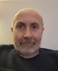 Happy Friday everyone! Gay man 51 and bored. Looking for friendly chats.  What are we all up to this weekend??