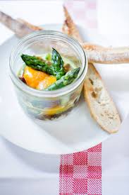 Oeuf Cocotte Asperge Verte De Provence Lard Paysan Alimentation Produits De Saison Asperge