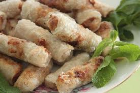 Les Nems De Ma Tante Les Meilleurs Du Monde C Est Sur Recette Nems Recettes De Cuisine Recette Asiatique