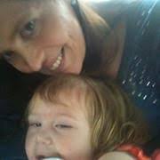 Tara Graf's Instagram, Twitter & Facebook