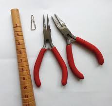 Unbend the paper clip until it stretches into a thin line. Diy Paperclip Ring 4 Steps With Pictures Instructables