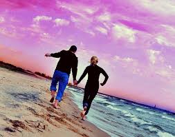Expert advice and relationship tips on the best ways to form a tighter bond, unlock more happiness, take on tough issues, and keep your marriage solid. 10 Ways To Create A Strong Intimate Relationship