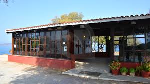 Σύμφωνα με την καταγγελία, ένας 37χρονος υπήκοος πακιστάν προχώρησε σε άσεμνες πράξεις κατά νεαρών κοριτσιών κοντά στις ντουζιέρες της παραλίας. Ieros Naos Agiwn Dwdeka Apostolwn Xania Thisiscrete Travel Guide Of Crete