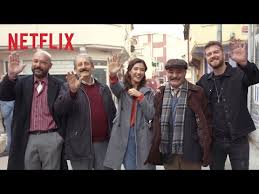 Sezona dair murat kılıç (imam). 5 Yil Once Kara Komedi Olarak Trt Icin Cekilecekken Bugun Netflix Te Izliyoruz