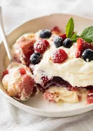 The less sugary way to enjoy a christmas trifle! Christmas Trifle Recipetin Eats
