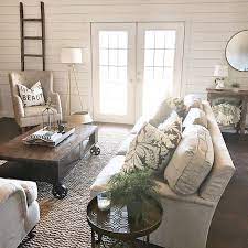 5 Gorgeous Rustic Bedroom Ideas To Liven Up Your Boring Room Rustic Farmhouse Living Room Farmhouse Decor Living Room Modern Farmhouse Living Room Decor