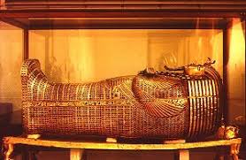 Bildergebnis für tutanchamun sarkophag