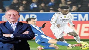هل حُرم ريال مدريد من ركلة جزاء صحيحة أمام ألافيس؟ الشريف يحسمها
